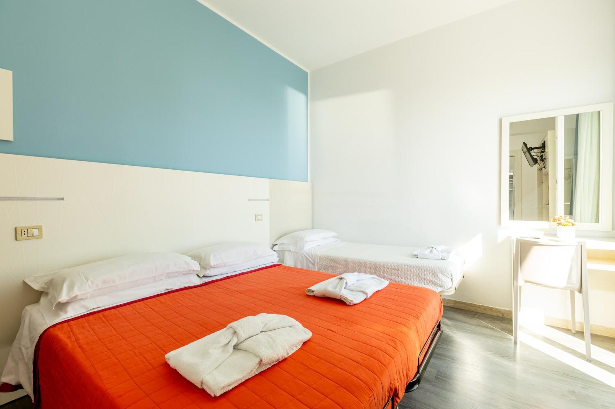 Hotel Kim Rimini Luaran gambar