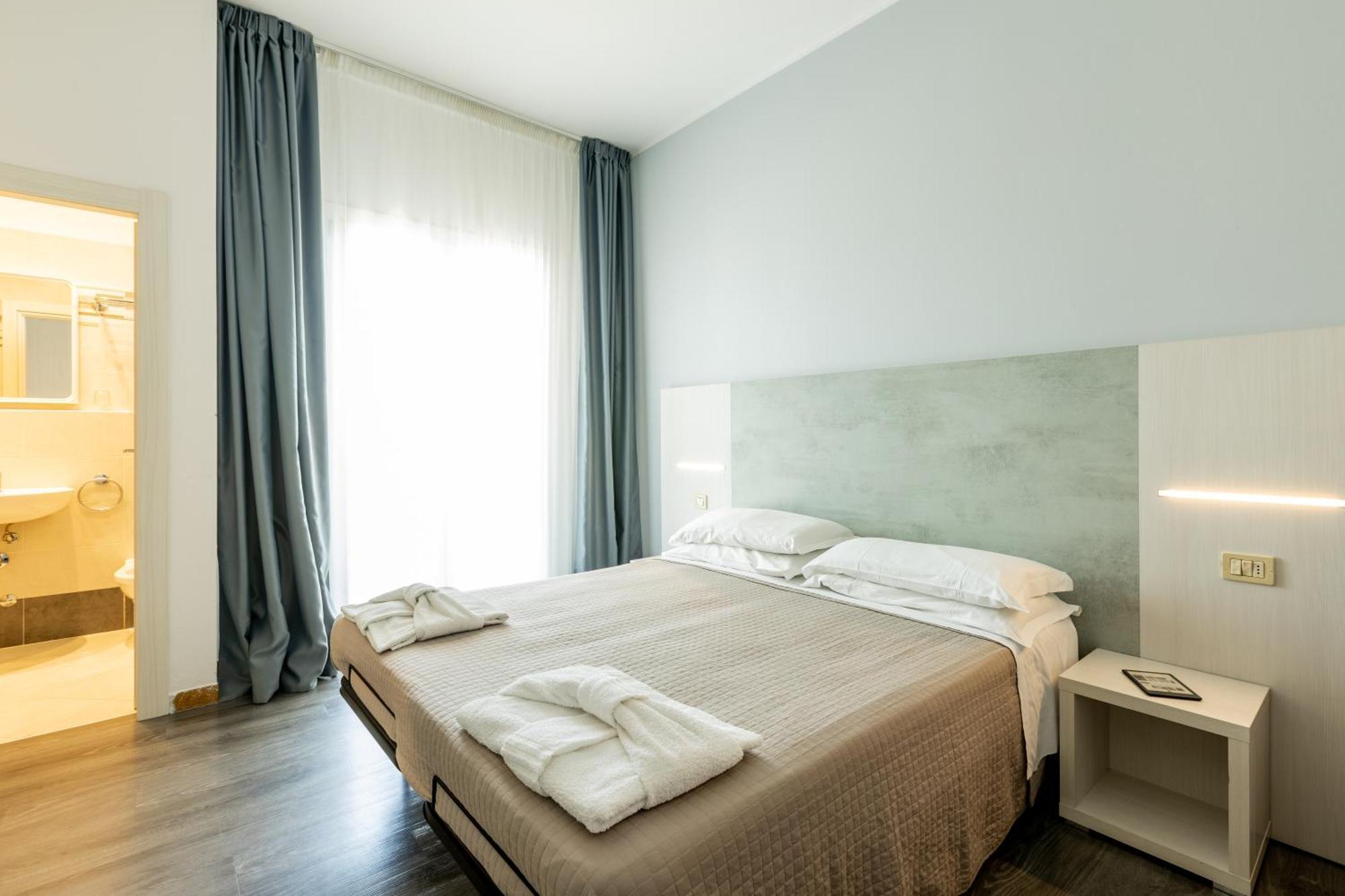 Hotel Kim Rimini Luaran gambar