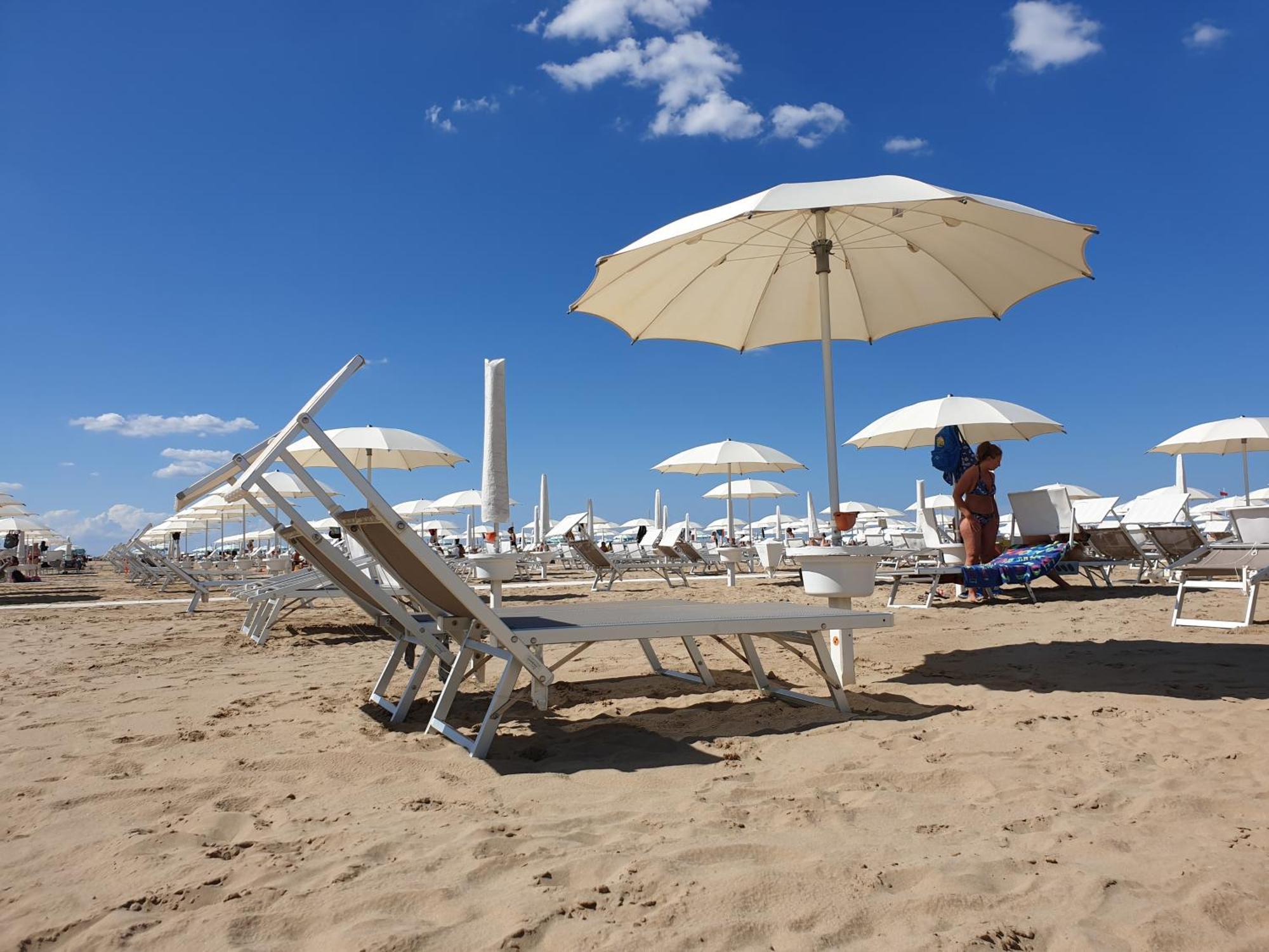 Hotel Kim Rimini Luaran gambar