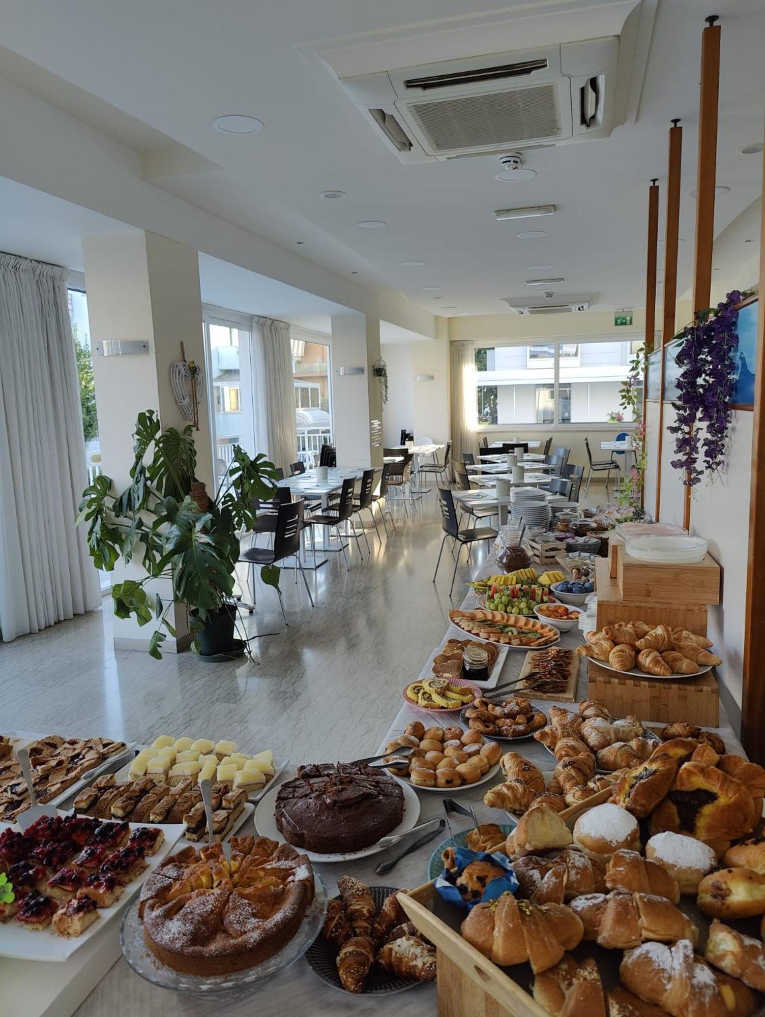 Hotel Kim Rimini Luaran gambar