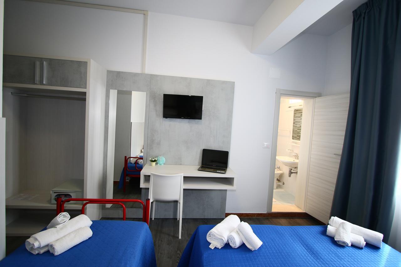 Hotel Kim Rimini Luaran gambar
