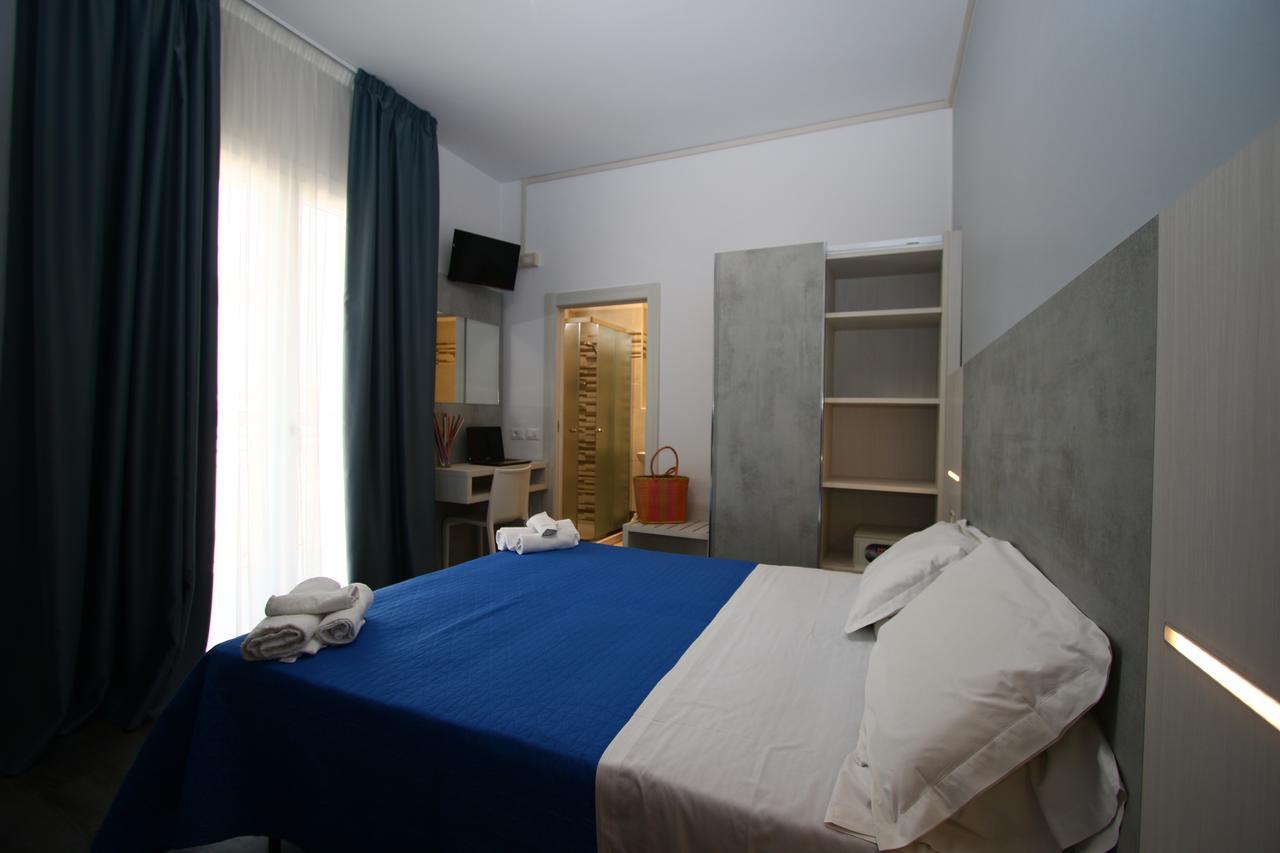 Hotel Kim Rimini Luaran gambar