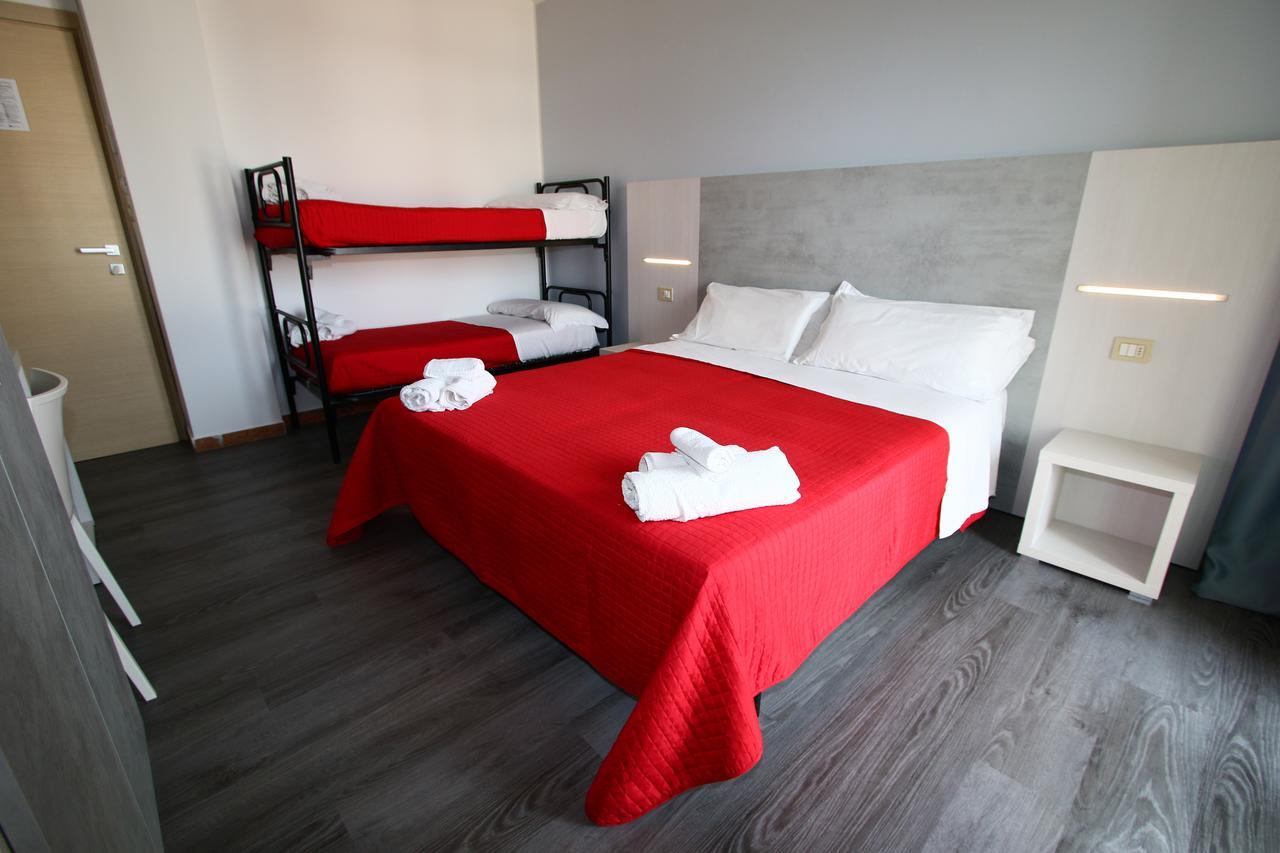 Hotel Kim Rimini Luaran gambar