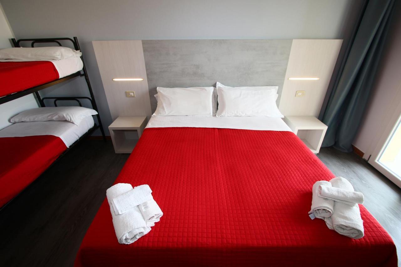 Hotel Kim Rimini Luaran gambar