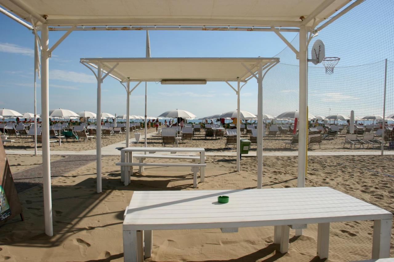 Hotel Kim Rimini Luaran gambar
