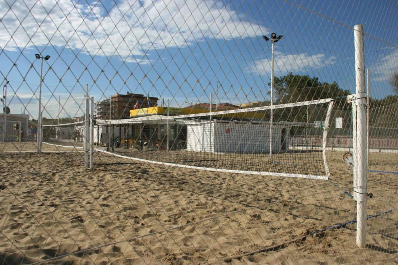 Hotel Kim Rimini Luaran gambar